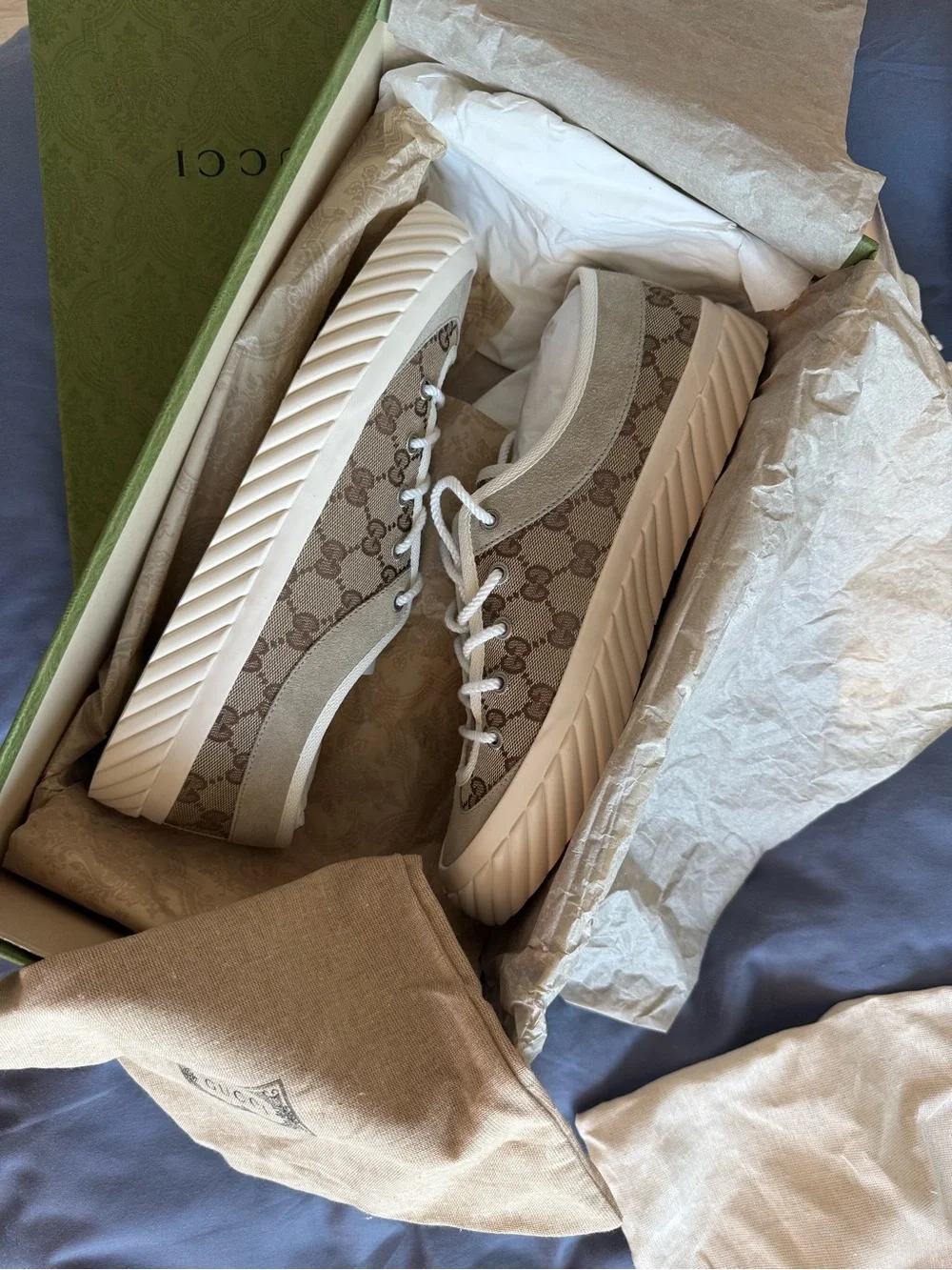 Gucci Tortuga Low-Top Sneaker (SKU: 738992-FABQA-9796)